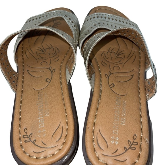 Naturalizer No. 5 Women's Sandals Size 8.5M Gold Slip On Sandal Wedge Cushioned - Picture 7 of 10